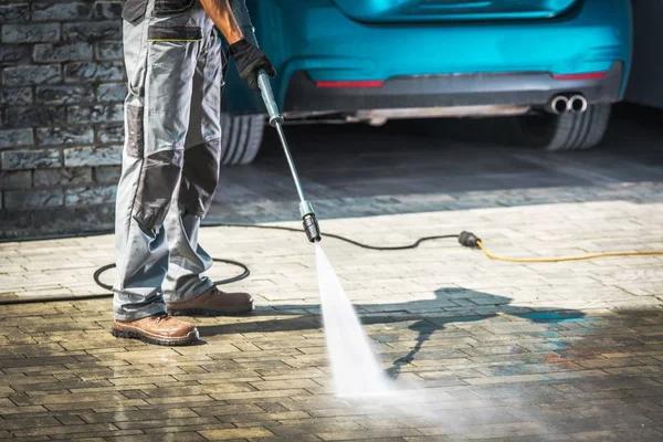 What to Expect From a Professional Pressure Washing Columbus Company