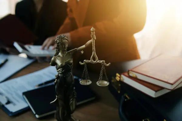 Grow Your Practice with a Reliable Lawyer Referral Network