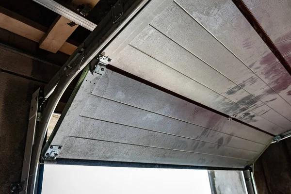 Choosing the Right Company for Garage Door Installation