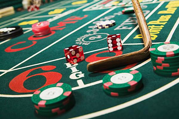 Exploring Ways to Manage Play at a Singapore online casino