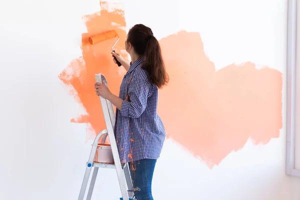 How to Transform Your Home with a Professional house repaint